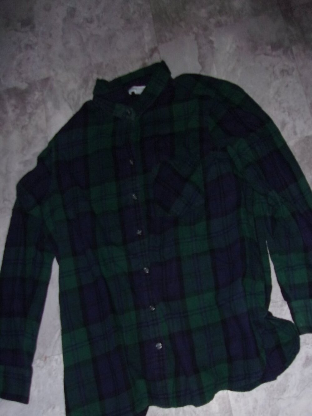 flannel size medium womens blue green  plaid shirt button up top gorpcore
